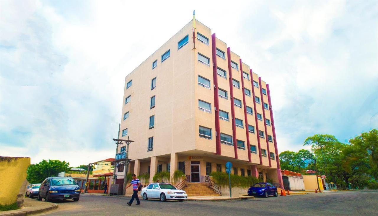Hotel Ejecutivo San Pedro Sula Exterior foto